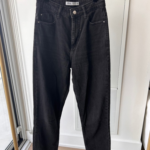 Black Jeans Mom Fit Size 4 - Picture 1 of 3
